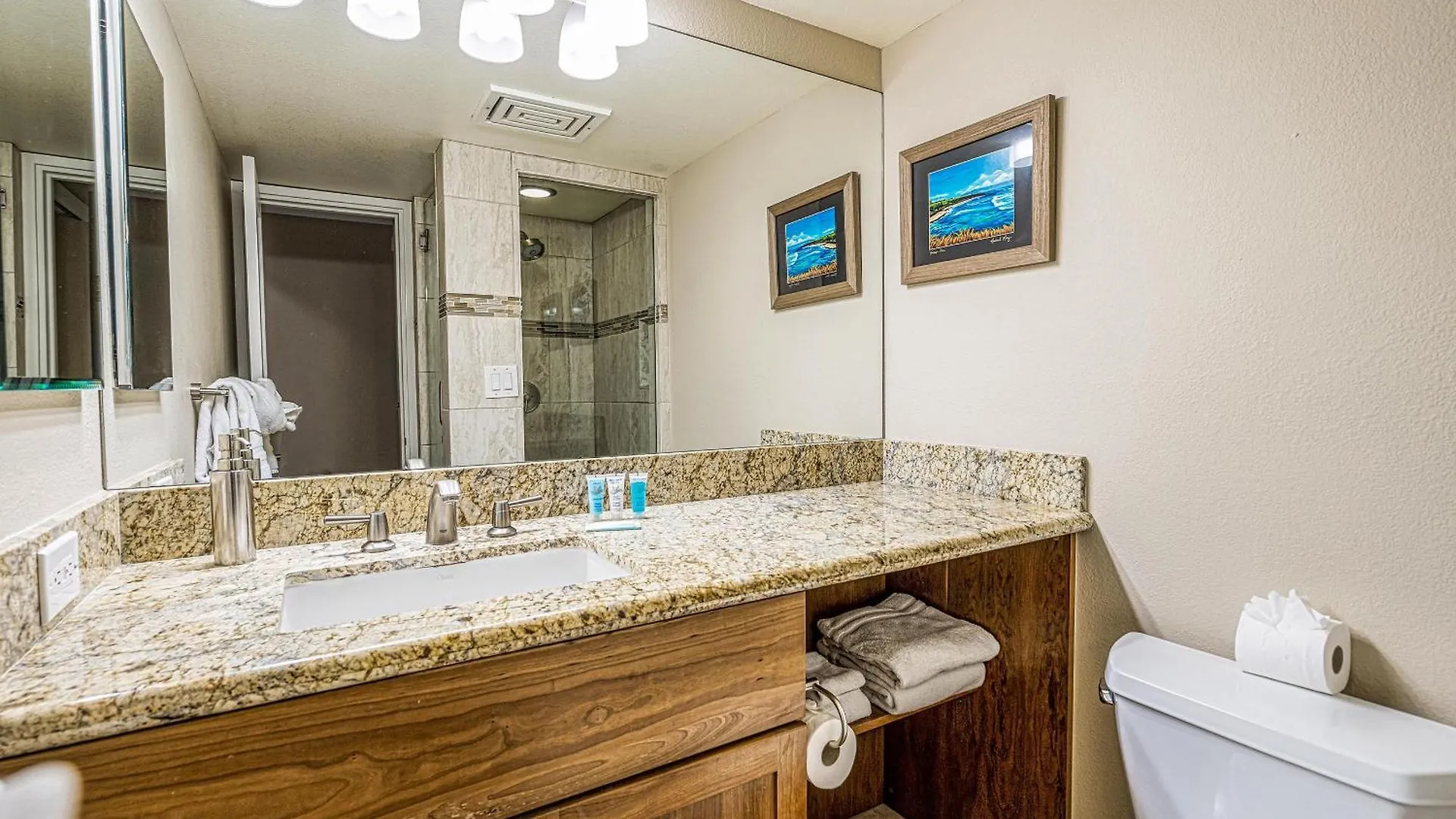 Kamaole Sands 5-303, Contemporary Reno, Ocean View Wailea  Prázdninový dům Wailea (Maui)