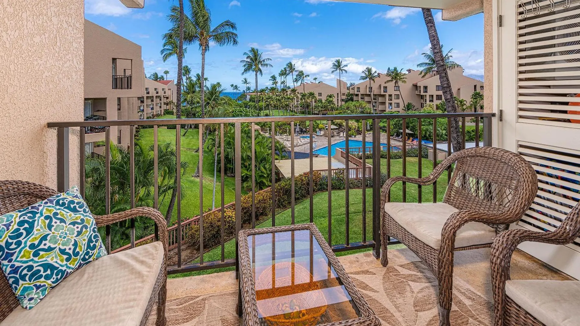 Prázdninový dům Kamaole Sands 5-303, Contemporary Reno, Ocean View Wailea