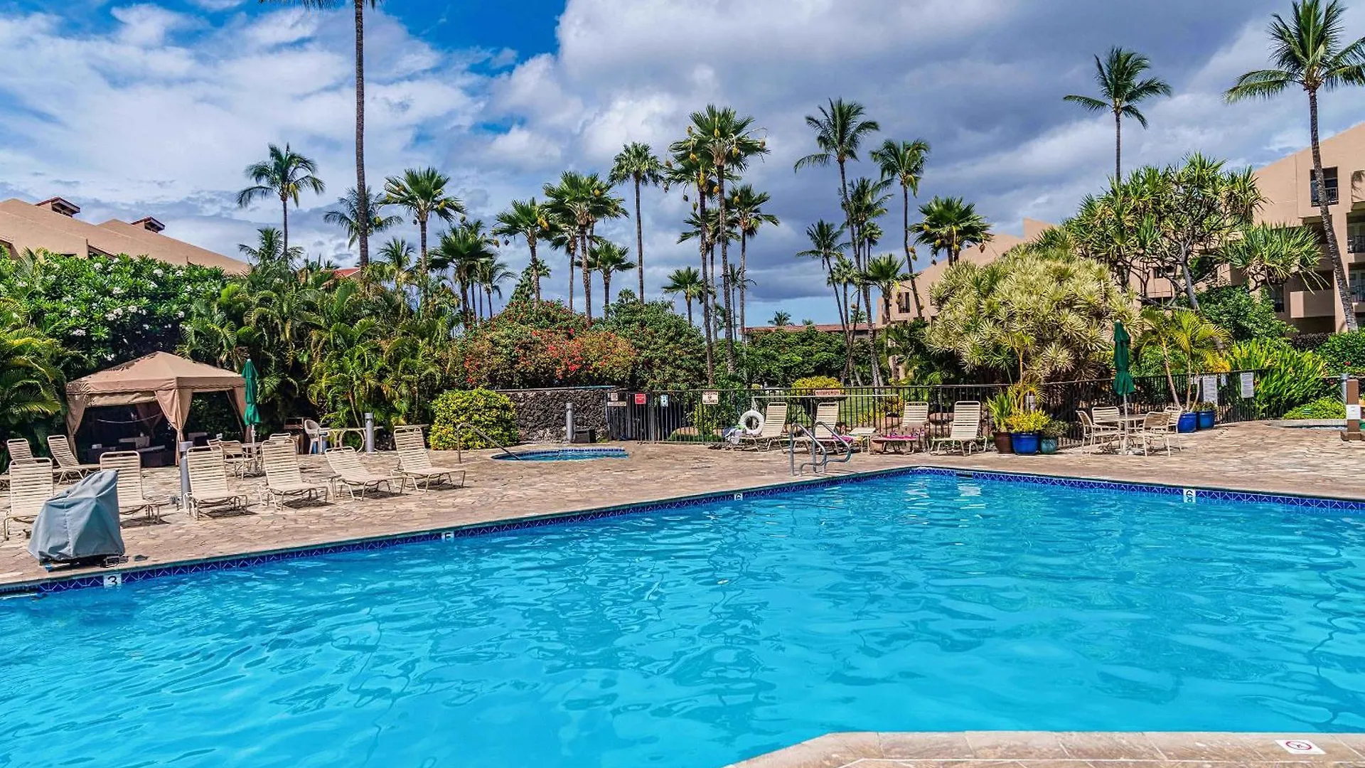 Tatil Evi Kamaole Sands 5-303, Contemporary Reno, Ocean View Wailea