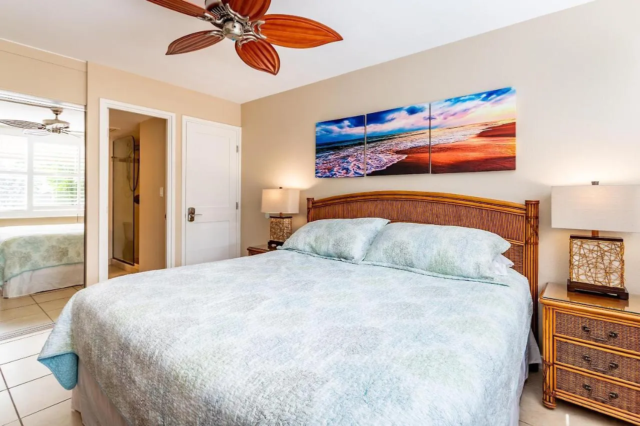 Kamaole Sands 5-303, Contemporary Reno, Ocean View Wailea  ABD